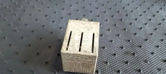 Peugeot 406 Other relay AVVACP3