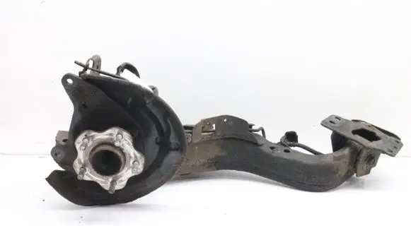 Nissan X-Trail T32 Rear wheel hub