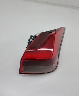 Lexus UX Rear/tail lights