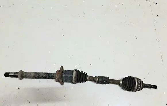 Toyota Avensis T250 Front driveshaft 