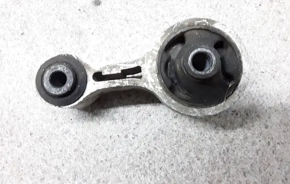 Mazda 6 Gearbox mount