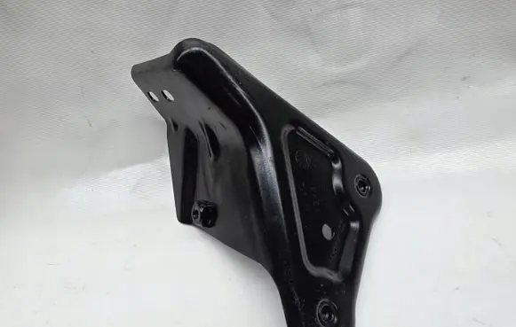 Skoda Rapid (NH) Radiator mount bracket 5JA821141A