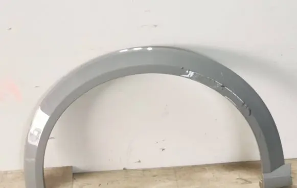Front arch trim