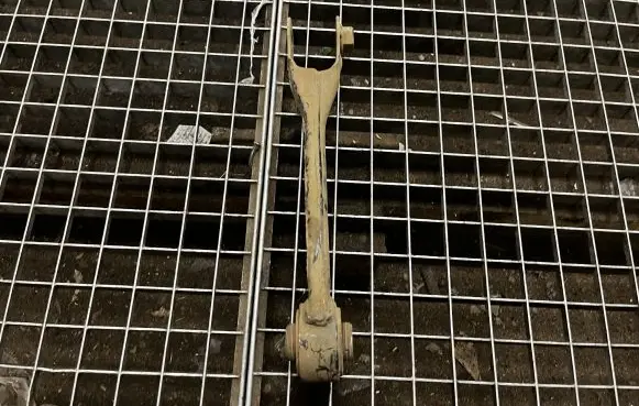 Ford Mustang VI Rear upper control arm/wishbone 0001