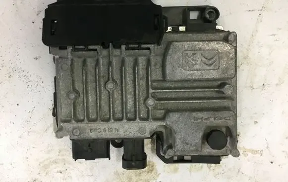 Citroen C3 Keyless (KESSY) go control unit/module 9819596180