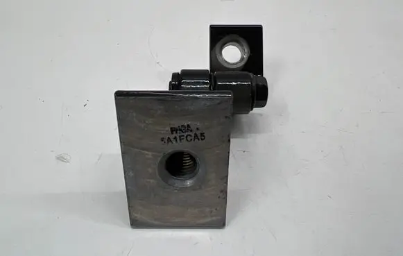 BMW 1 F40 Front door lower hinge 5A1FCA5