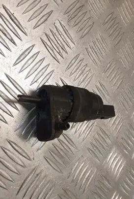 Audi A6 S6 C7 4G Windscreen/windshield washer pump 8K9955647