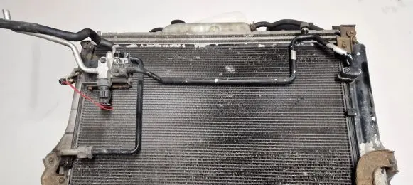 Toyota Corolla Verso AR10 Radiator set JD1271002220 0R010
