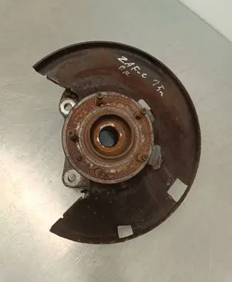 Opel Zafira C Front wheel hub 