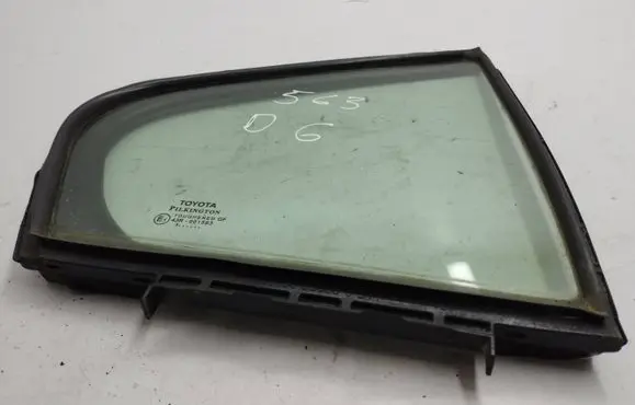 Toyota Avensis T270 Rear side window 43R001583