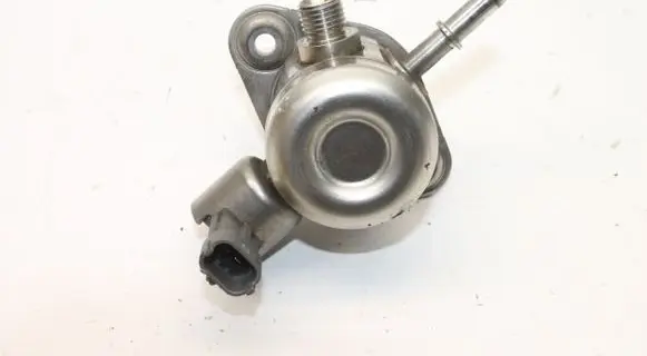 Ford Focus Fuel injection high pressure pump AG9E9D376AB