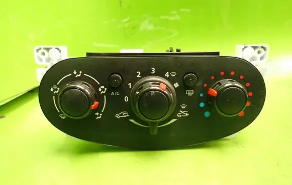 Dacia Sandero Climate control/heater control trim 5P37441700