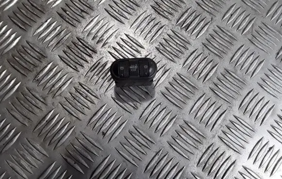 Volkswagen Sharan Seat heating switch 7MO963563B