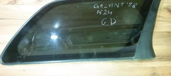 Mitsubishi Galant Rear side window Nenustatyta