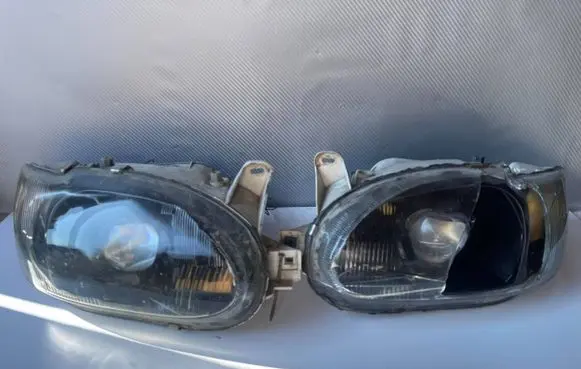 Ford Escort Headlight/headlamp