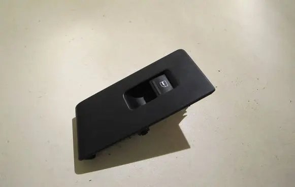 Volkswagen PASSAT B7 Electric window control switch 7L6959855B 067201S