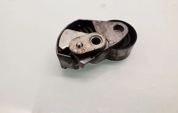 Hyundai Matrix Generator/alternator belt tensioner