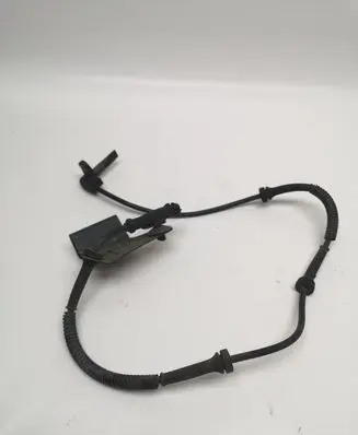Renault Trafic III (X82) ABS brake wheel speed sensor 479108892R 93868517