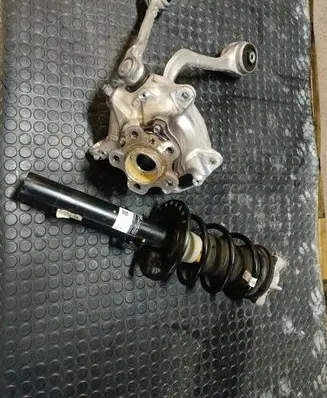 BMW X3 G01 Front wheel hub spindle knuckle 8882598