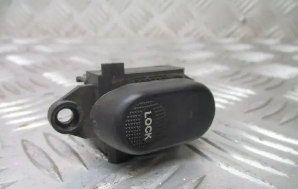Chrysler PT Cruiser Central locking motor 04671623AB