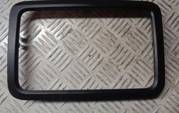 Skoda Fabia Mk2 (5J) Radio/GPS head unit trim 5J0858069