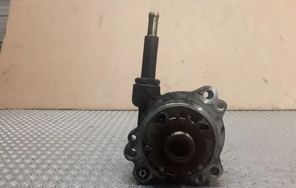 Vacuum pump