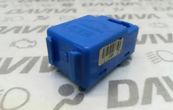 Horn buzzer relay