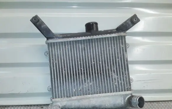 Toyota RAV 4 (XA20) Intercooler radiator