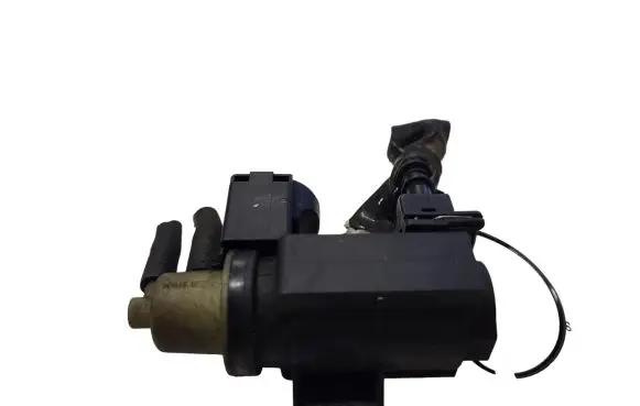 Opel Astra J Turbo solenoid valve 70308500 898105 6561