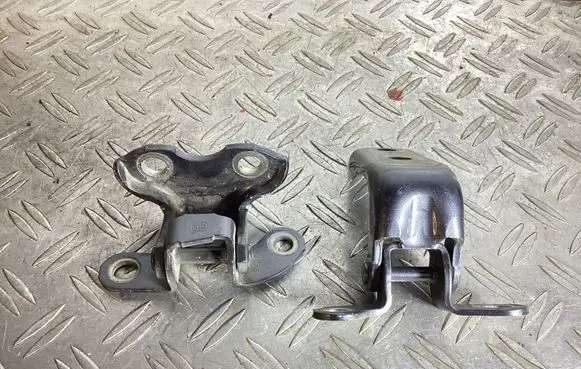 Lexus GS 250 350 300H 450H Rear door upper hinge 
