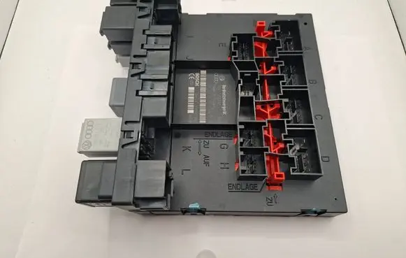 Volkswagen Tiguan Comfort/convenience module H547S2202 3C0937049AJ F005V00661