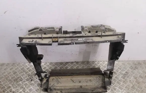 Jeep Cherokee Intercooler air guide/duct channel T510060AC