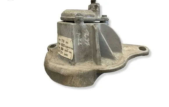 Volvo XC70 Coil spring mount 8672094
