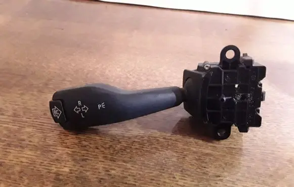 BMW X5 E53 Indicator stalk 8363668