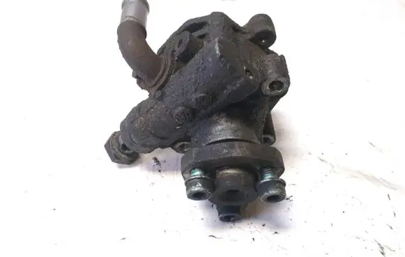Volkswagen Caddy Power steering pump