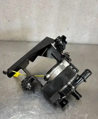 Renault Megane E-Tech Electric auxiliary coolant/water pump 21581-5MP1A
