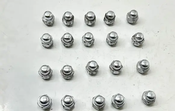 Hyundai Tucson TL Nuts/bolts 
