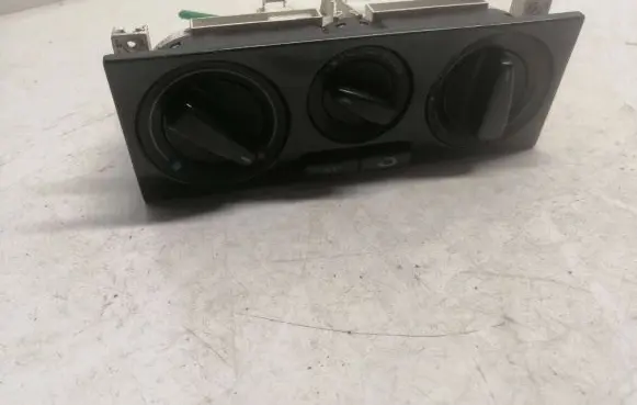 Volkswagen Golf IV Climate control unit 1J0819147B 659697R