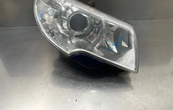 Skoda Superb B6 (3T) Headlight/headlamp 3T1941016A 1EL24704706 47047060000