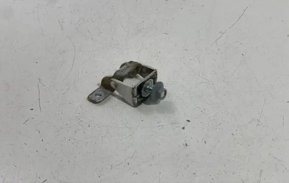 Renault Koleos I Tailgate/trunk/boot hinge