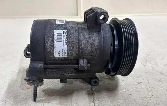 Chevrolet Captiva Air conditioning (A/C) compressor (pump) 95487907