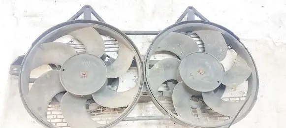 Renault Espace II Radiator cooling fan shroud 6025109510 6025109511