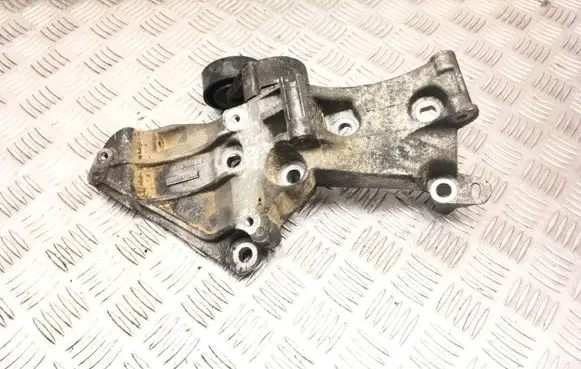 Renault Megane II Generator/alternator bracket 8200327134