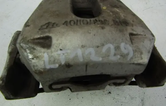 BMW 5 E39 Rear brake caliper 