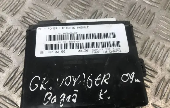 Chrysler Voyager Tailgate/trunk control unit/module P05082068AF TRH1368A5768