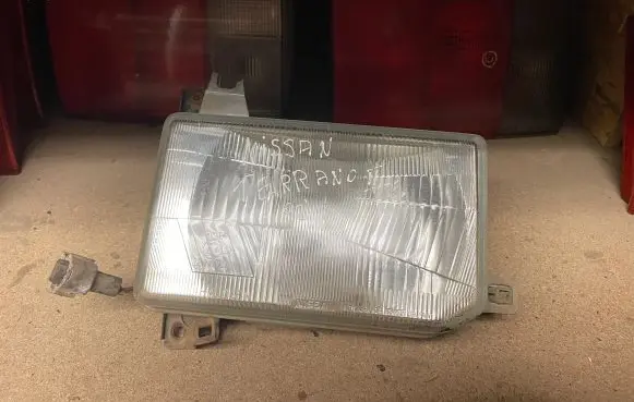 Nissan Terrano Headlight/headlamp 11023600