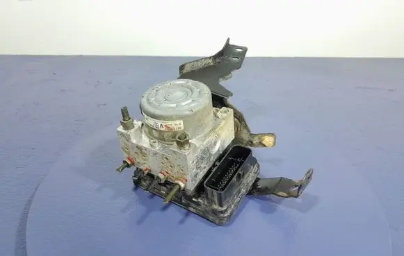 Mitsubishi Outlander ABS Pump 4670B231