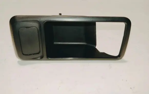 Ford Focus C-MAX Front door window switch trim 3M51226A37ADW