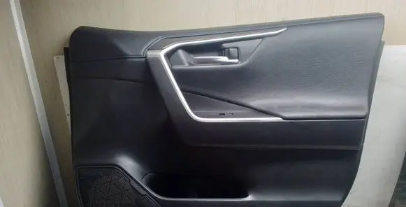 Toyota RAV 4 (XA50) Front door card panel trim 67777X1B16