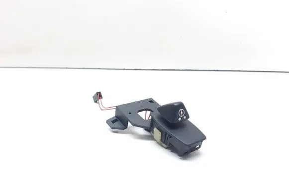 BMW 5 E60 E61 Steering wheel adjustment switch 6947786 61316947786